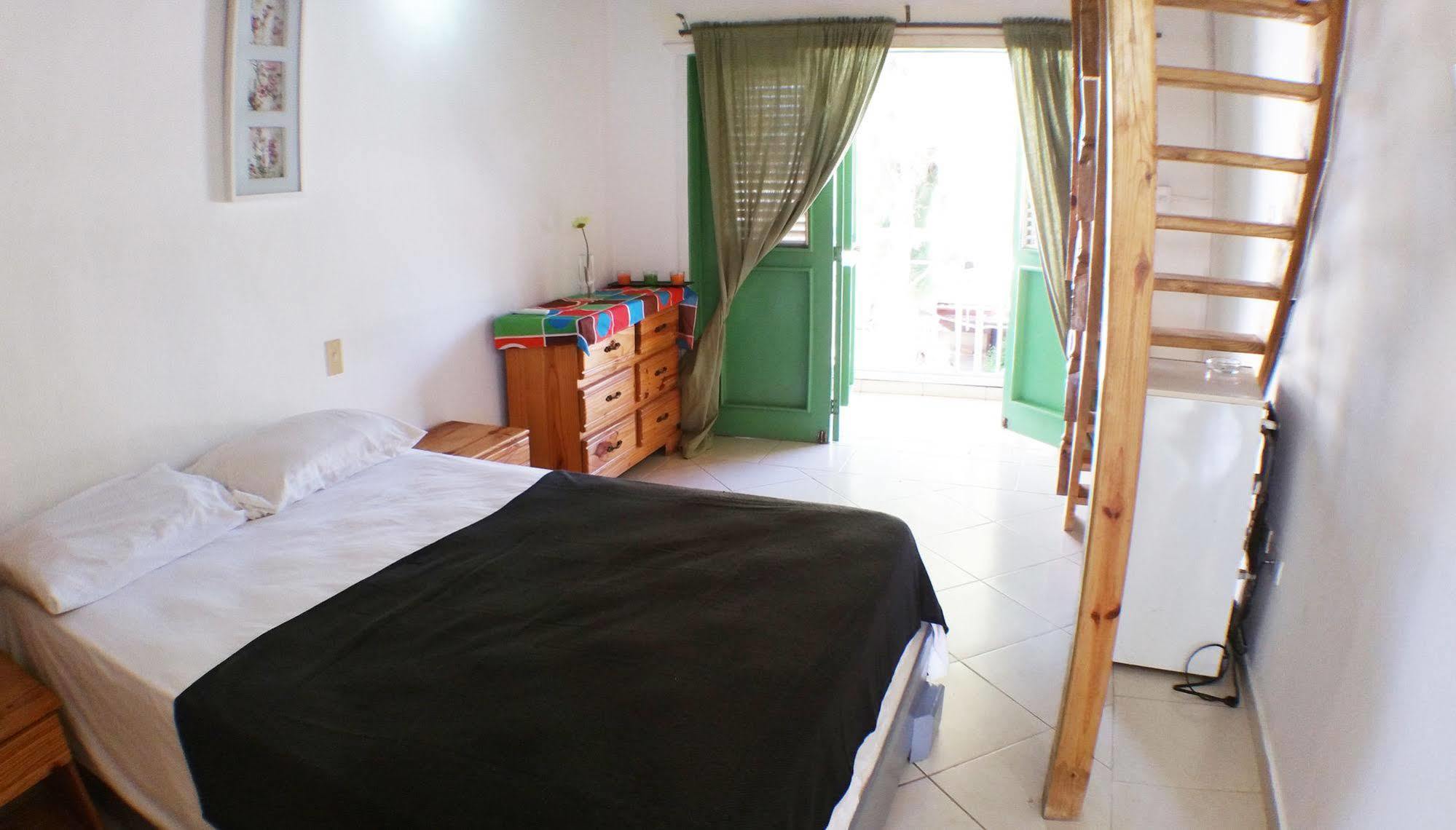 Hotel Los Pinos Las Terrenas Eksteriør billede