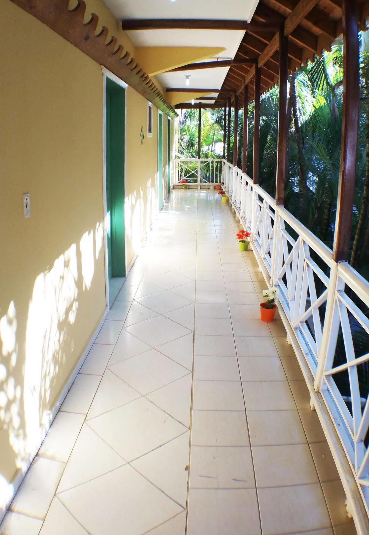 Hotel Los Pinos Las Terrenas Eksteriør billede